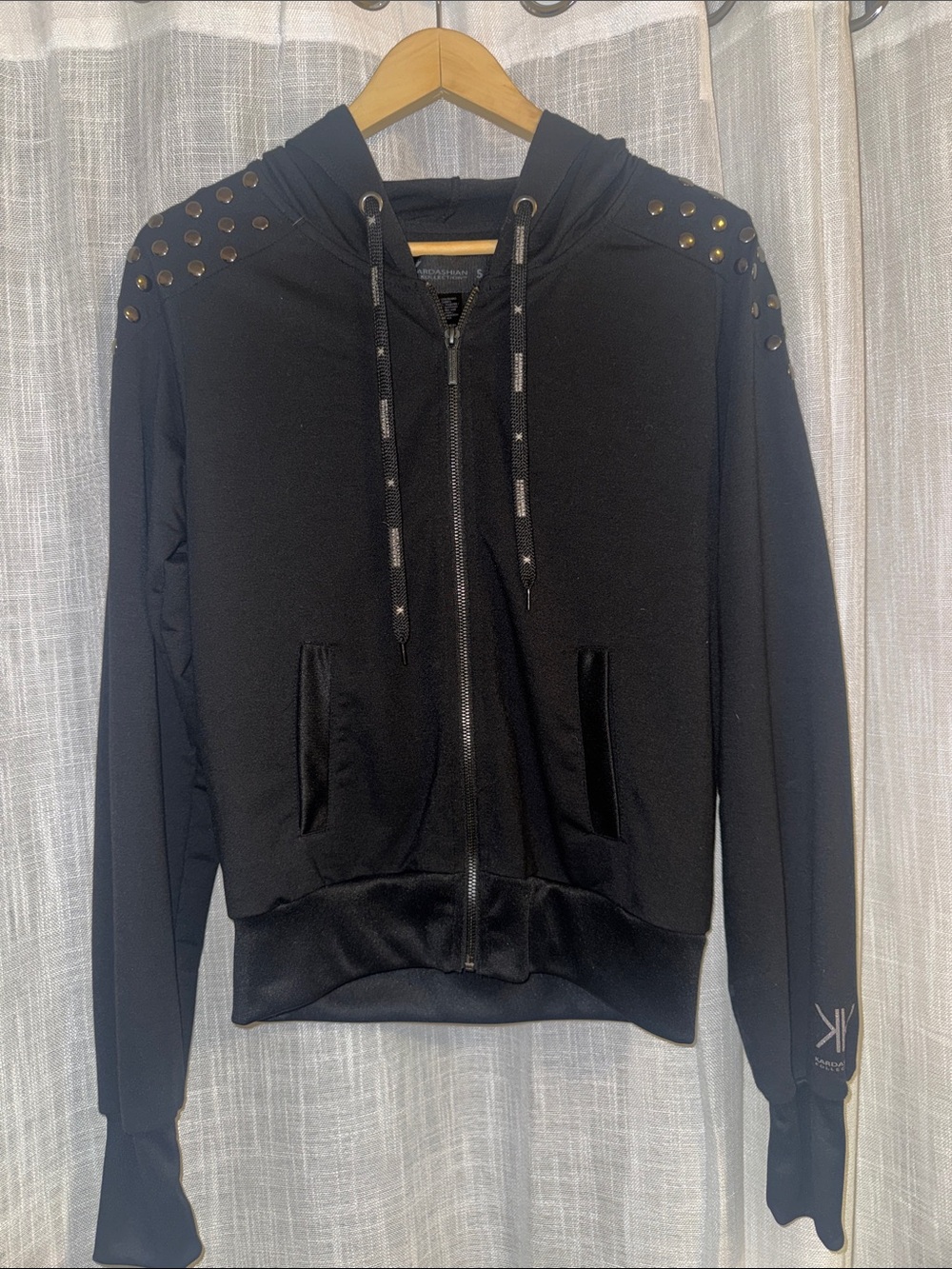 Kardashian Kollection | Black Stud-Shoulder Zip Hoodie Jacket Women’s S